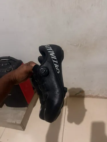 Sapatilha Speed tamanho 42 EUA