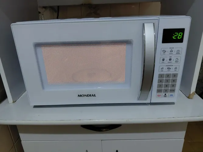 Micro-ondas Mondial 21 litros novinho