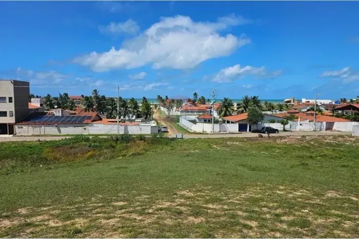 Terreno 10.800 m2 com Vista para o Mar na Praia de Tabatinga