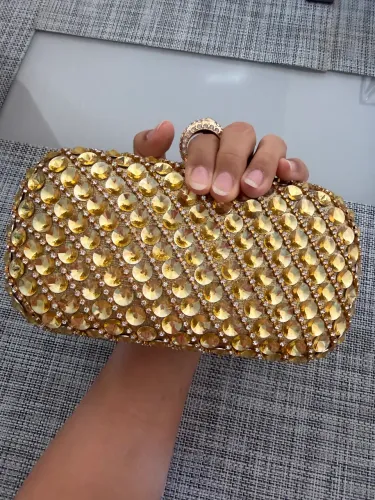 Bolsa de mão dourada NOVA