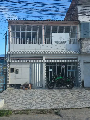 Casa 1º andar Comercial/Residencial 10 suites na jatiuca.