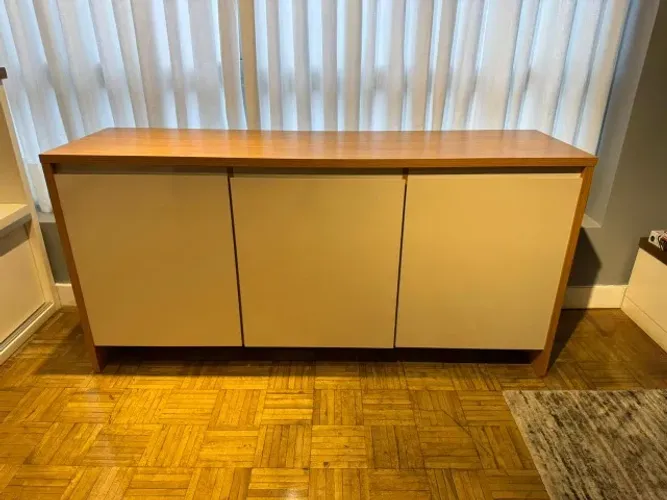 Buffet Mobly Cedro Off white 3 portas + 1 gaveta interna