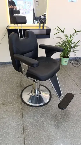 Cadeira barbeiro Hidráulica reclinável Semi-nova cabeleireiro salao