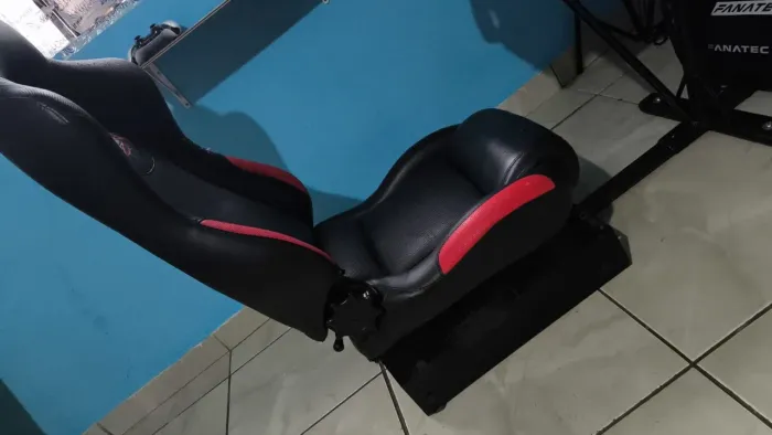 Cokpit simulador de corrida