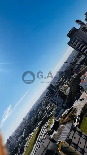 Apartamento de Luxo no Parque Campolim: 3 Quartos, 1 Suíte, 2 Salas, 2 Banheiros, 3 Vagas