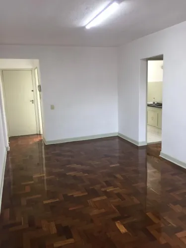 * Aluga-se lindo apto Vl Guiomar excelente localização *