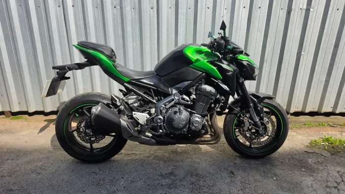 Z900