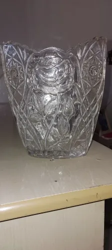 Lindo vaso Brockwitz raro