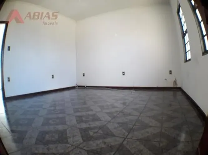Casa em Jardim Centenário - São Carlos, SP
