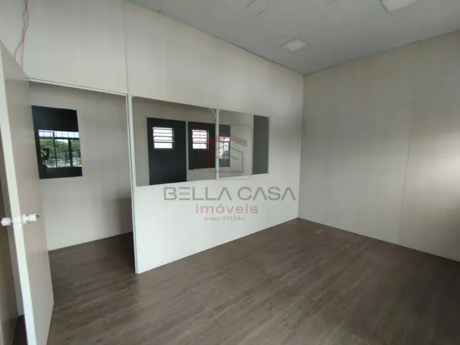 Sala Comercial, com 110m2, na Vila Diva, ideal para área da saúde