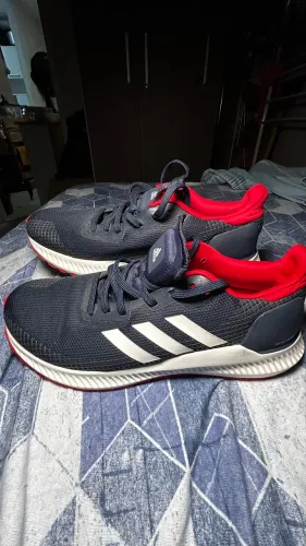 Tênis adidas solar blaze