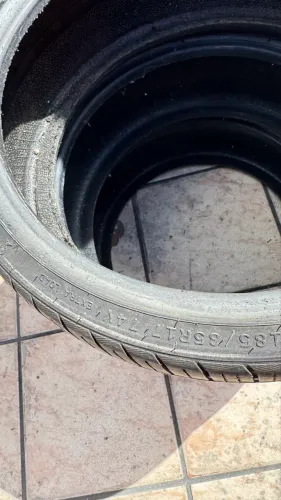 Vendo pneus 185/35/17