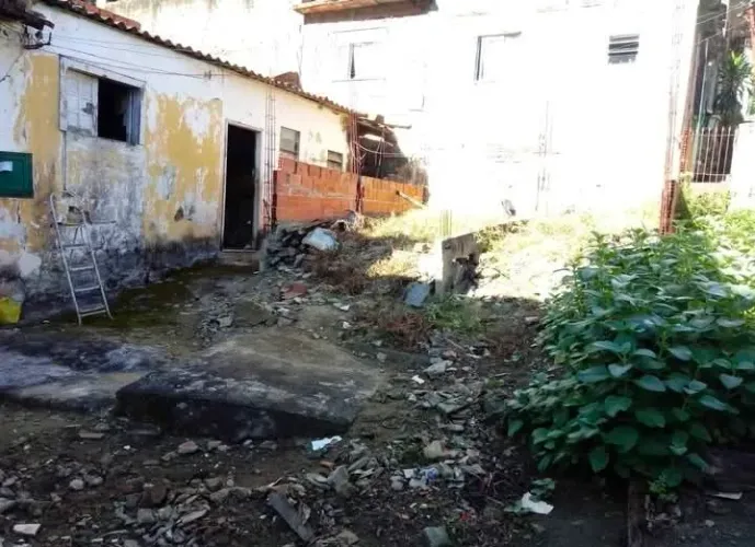 TERRENO 166M2