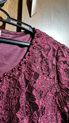 vestido vinho de renda