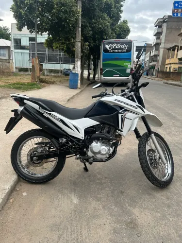 Honda bros 2023