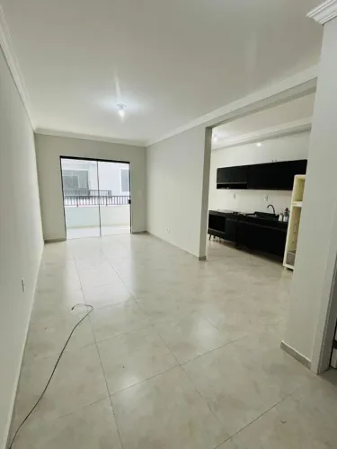 Locação - Studio 40m mais vaga de garagem - Com cozinha e banheiro completo