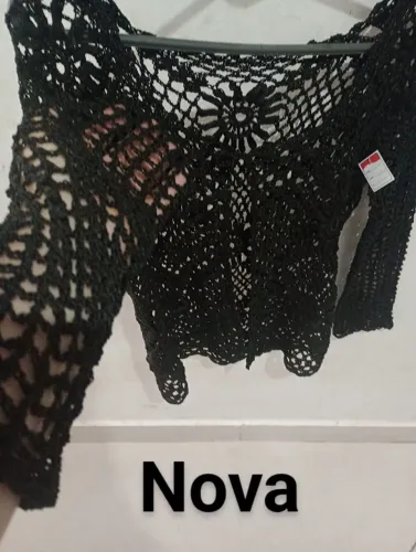 Camisa manga longa de crochê 