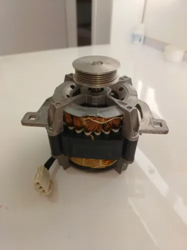 Motor Maquina de Lavar original. 