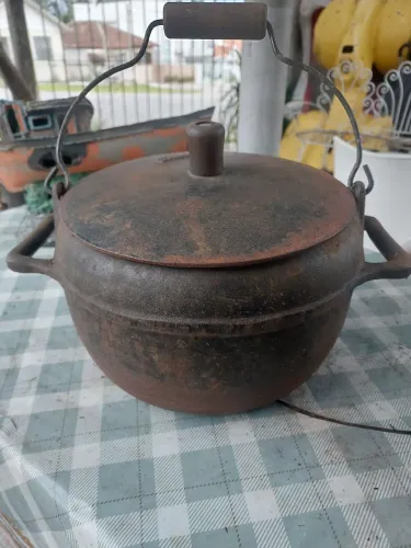 Caldeirão de ferro fundido gr...