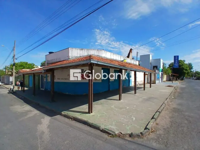 Casa comercial 2 quartos à venda Maracanã 300m² Montes Claros MG