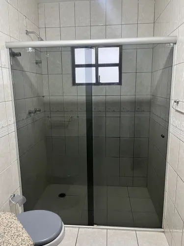 Box banheiro vidro e alumínio