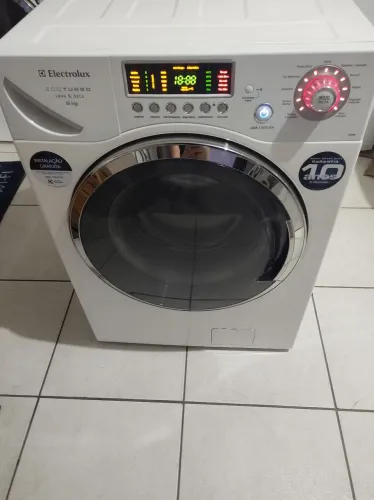 Lava e Seca Eletrolux 9 kg
