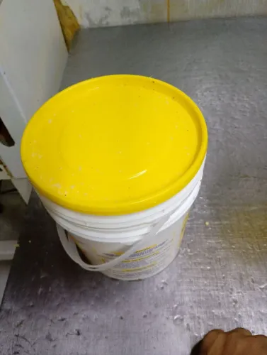 Baldes vazio para plantar 