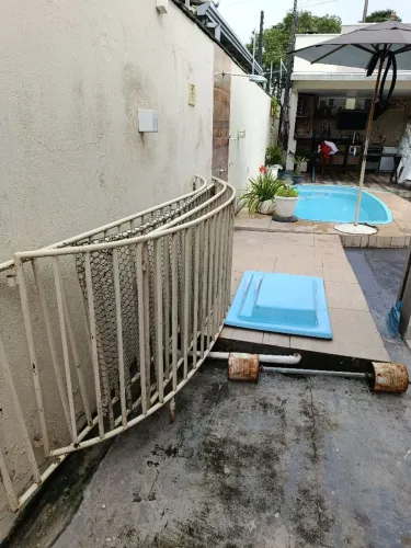 Grades de proteção de piscina