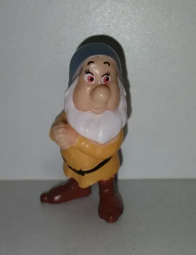 BONECO MINIATURA DISNEY ORIGINAL BRANCA DE NEVE E OS 7 SETE ANÕES ANÃO ATCHIM