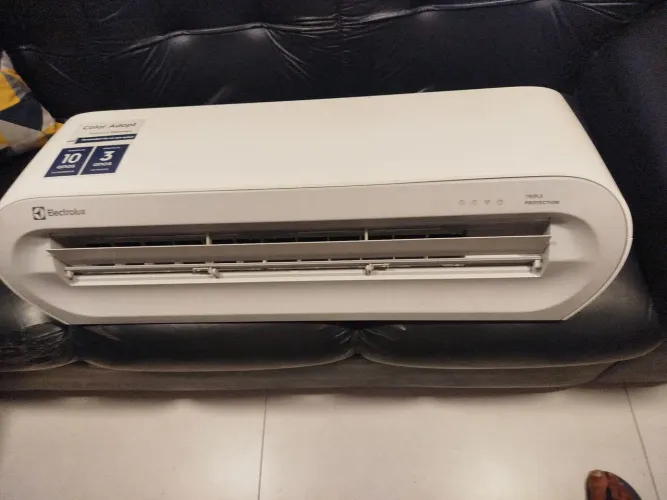 Ar condicionado Eletrolux com 6 meses de uso