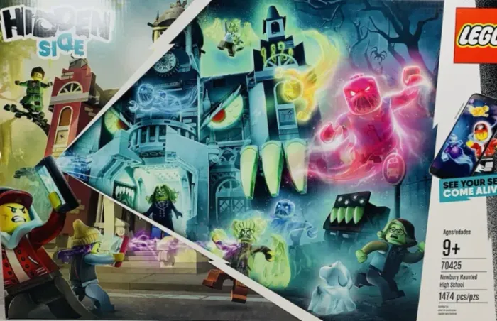 Lego Hidden Side 70425 - Newbury Haunted High School