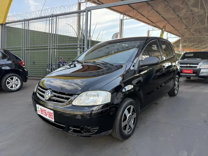 Volkswagen Fox Plus 1.0mi/ 1.0mi Total Flex 8V 4P 2004