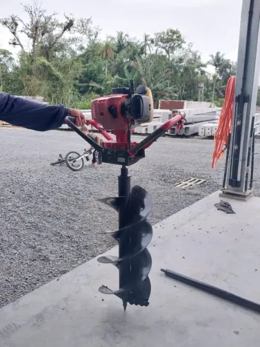 TRADO A GASOLINA COM ALONGADORES