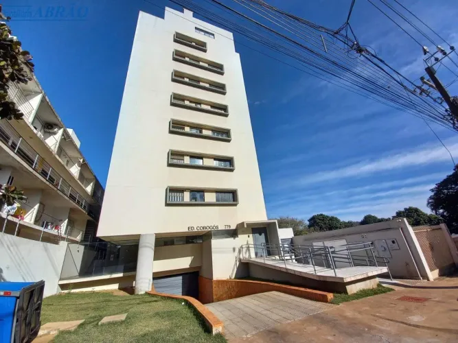 Aluga ap zona 07 semi novo 6° pav. 2 quatos 2 banheiros suite 84 m2 util garagem coberta