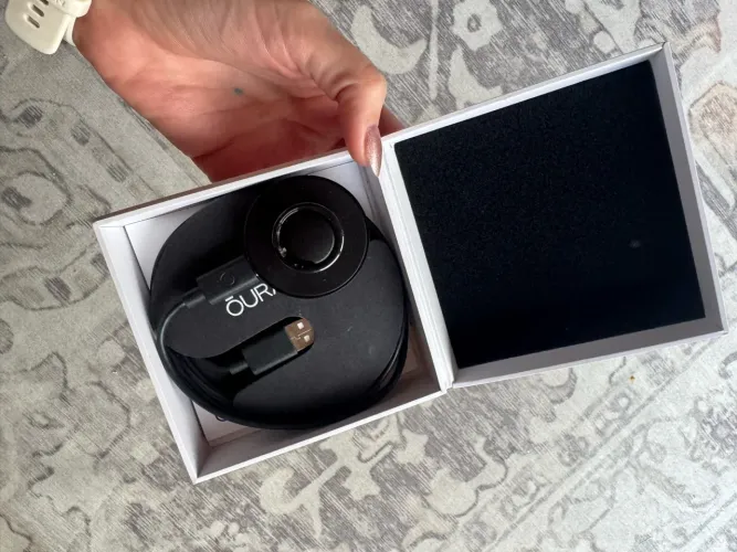 Oura Ring Gen3 Horizon (3ª Geração), na cor Black e tamanho US11