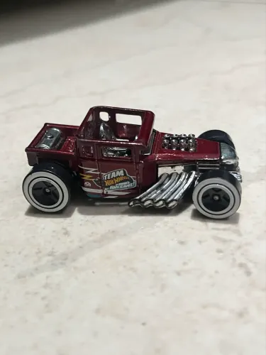 Hot Wheels Bone Shaker Team The Origin of Awesome Vinho (Loose)