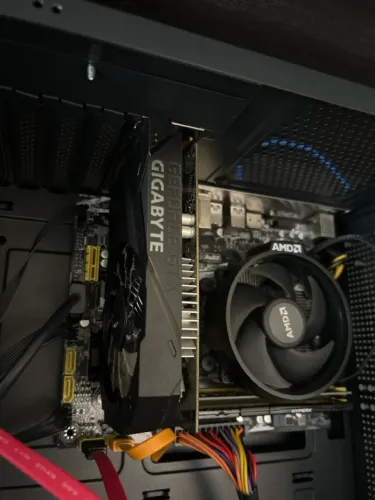 Placa de Vídeo GTX 1650 4Gb