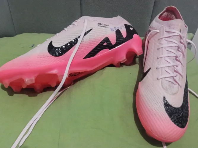 Chuteira Mercurial Airzoom  n°40