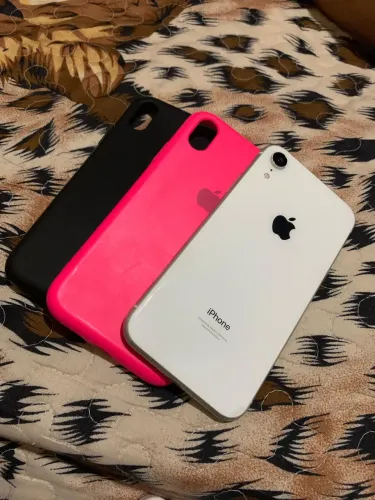 iPhone XR 128GB única dona, impecável!