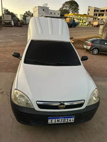 Chevrolet Montana 1.4 8V Conquest Econoflex 2P 2010