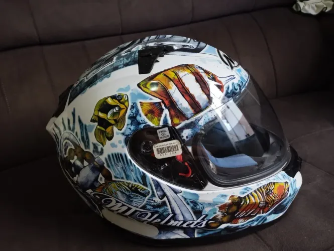Capacete MT Blade