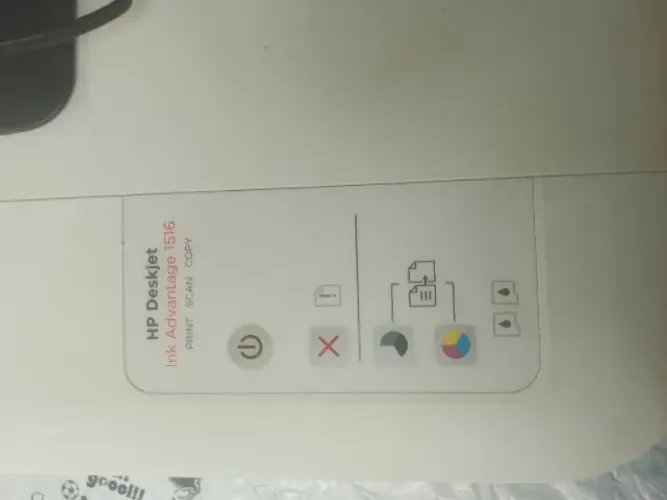 Vendo impressora com defeito para retirada de peças.
