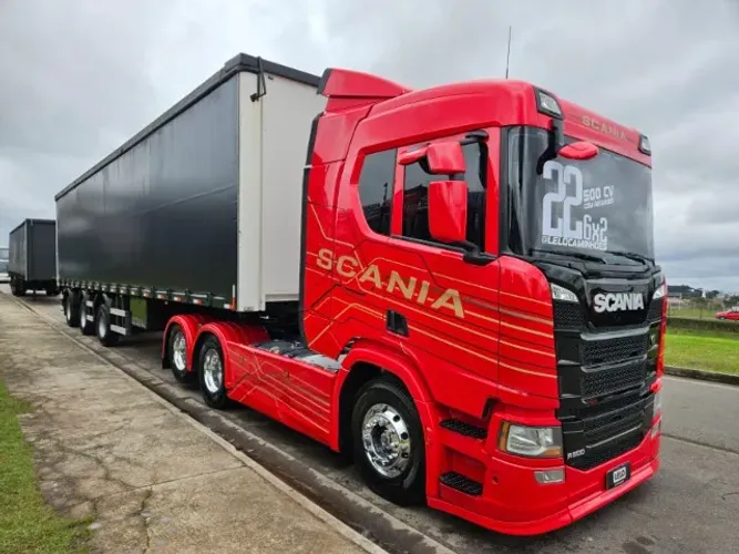 Scania R500 6x2 Ano 2022 Retarder Automático + Sider Facchini Vanderleia ano 19 28 plts