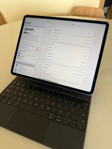 iPad Air 13 pol, chip m2, 128gb com (Magic Keyboard) teclado original Apple