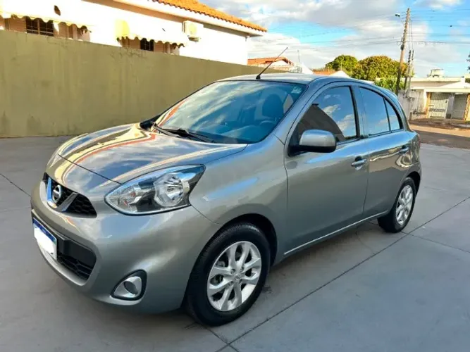 Nissan March SV 1.0 12V Flex 5P 2016