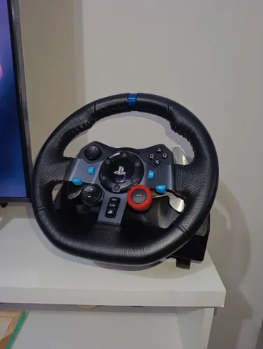 Volante Logitech G29 Driving Force Completo + Pedais (PS5 / PS4 / PS3 / PC)
