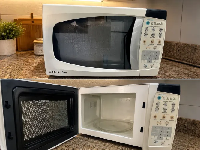 Microondas semi novo - Electrolux