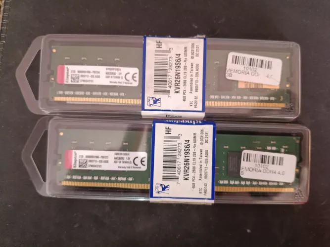 Memória RAM Kingston 4GB 2666MHz novas <br>R$400<br>R$220 cada