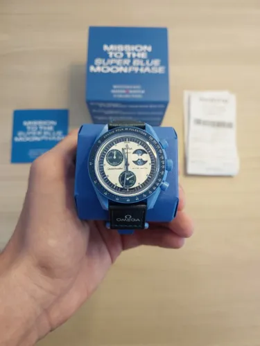 relógio omega moonswatch mission to superblue moonphase