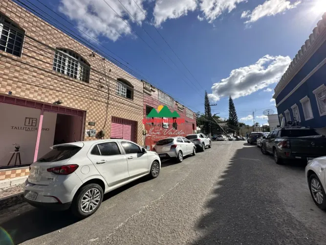 Ponto comercial a venda no Centro de Guaramiranga/CE.
